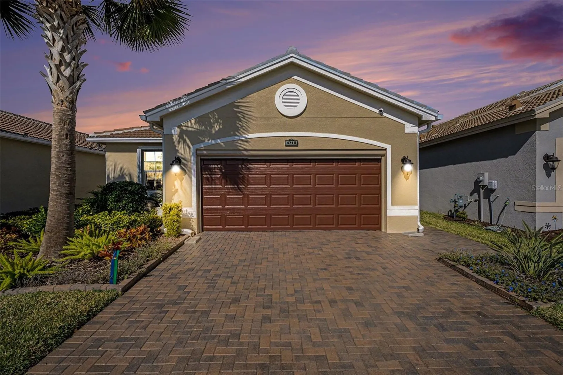 4715 Avila Lakes Drive Wimauma FL 33598