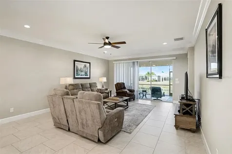 4715 Avila Lakes Drive Wimauma FL 33598