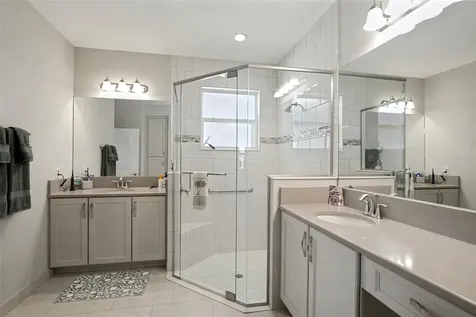4715 Avila Lakes Drive Wimauma FL 33598