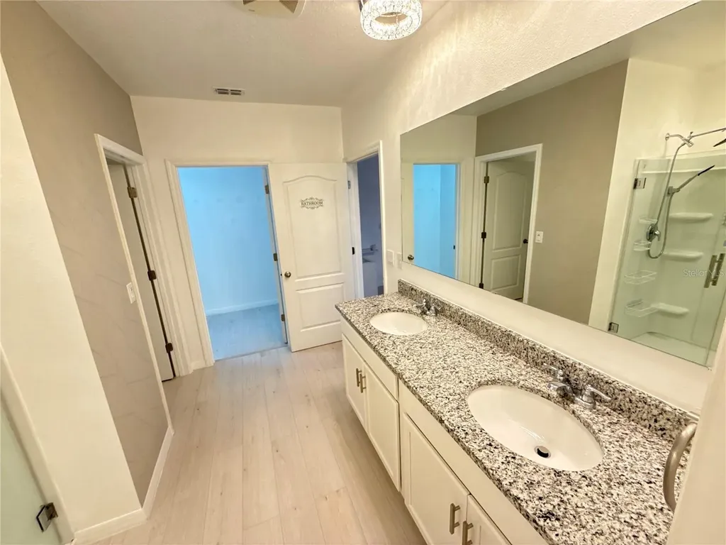 2731 House Finch Road Harmony FL 34773