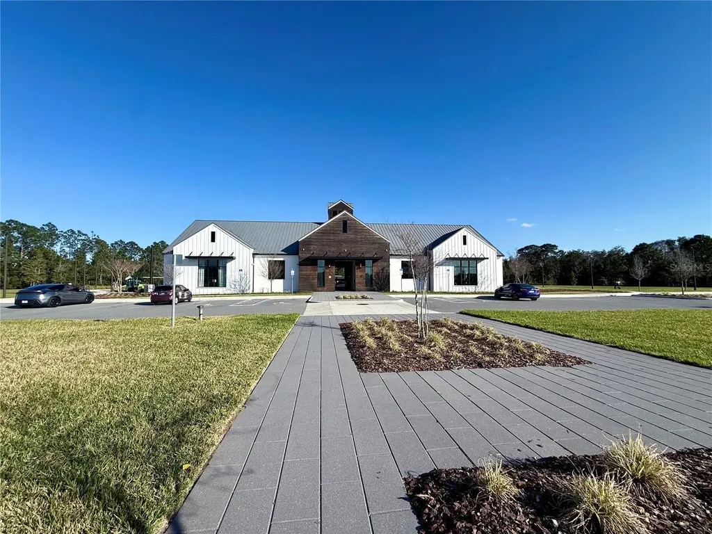 2731 House Finch Road Harmony FL 34773