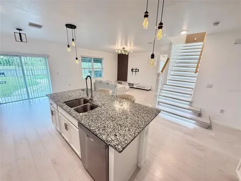 2731 House Finch Road Harmony FL 34773