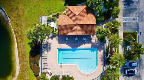 5300 Paradise Cay Circle Kissimmee FL 34746