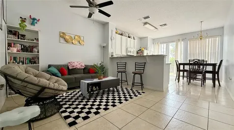 5300 Paradise Cay Circle Kissimmee FL 34746