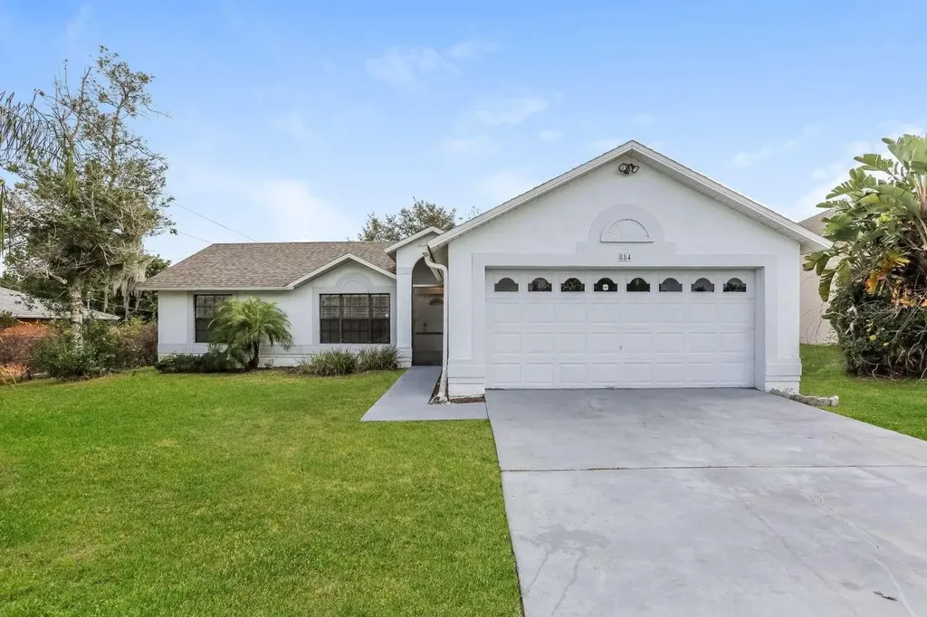 884 Fort Smith Boulevard Deltona FL 32738