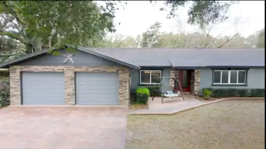 2700 SE 157th Lane Road Summerfield FL 34491