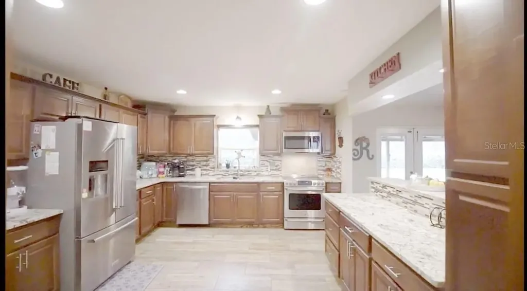 2700 SE 157th Lane Road Summerfield FL 34491