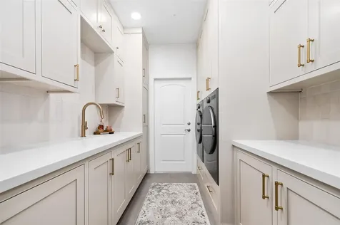 13549 NW 9th Road Newberry FL 32669