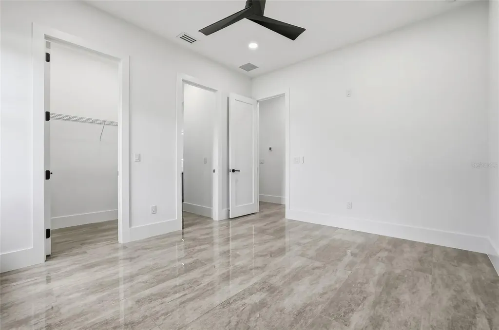 6802 E Creek Drive Tampa FL 33615