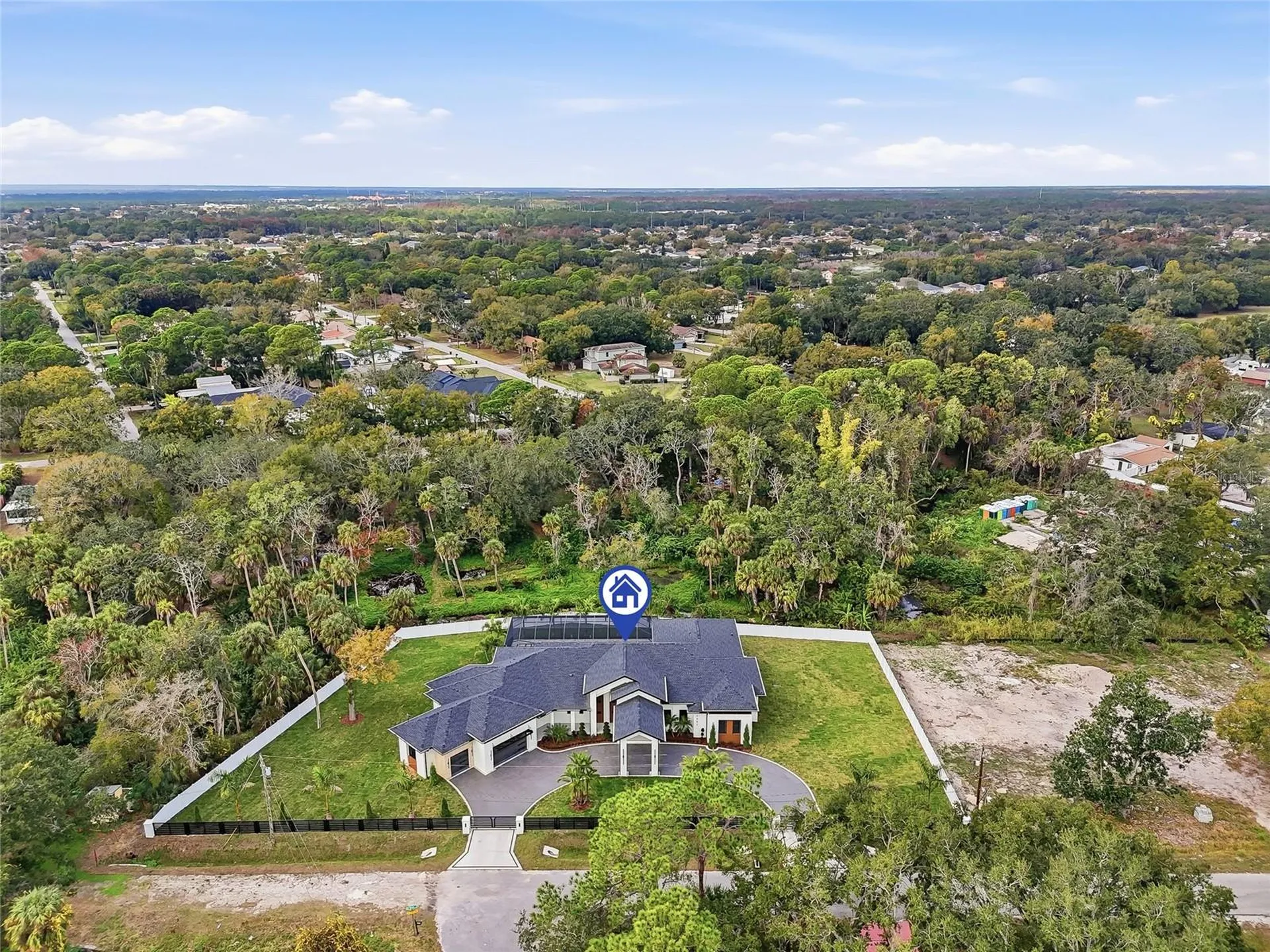 6802 E Creek Drive Tampa FL 33615