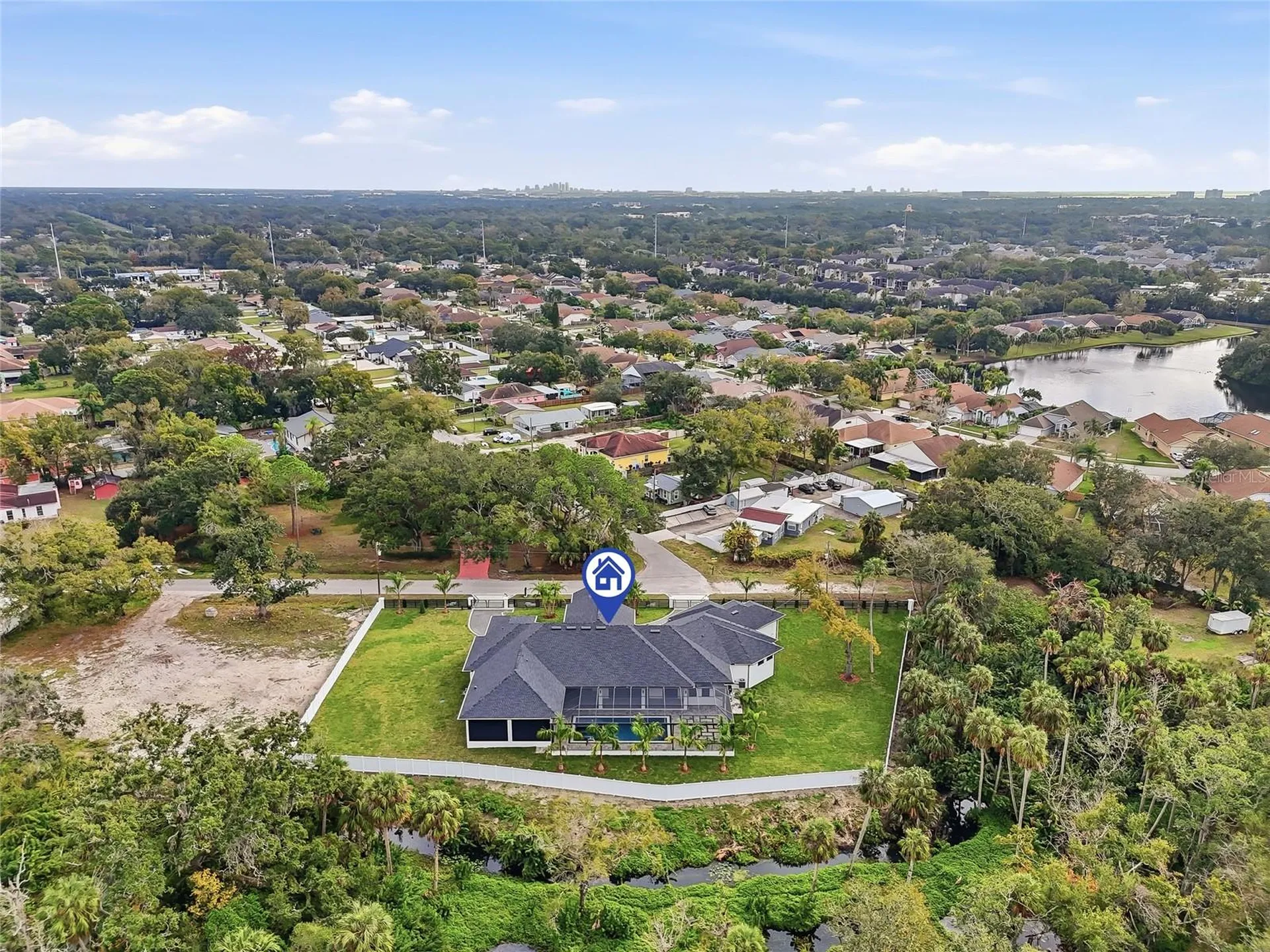 6802 E Creek Drive Tampa FL 33615