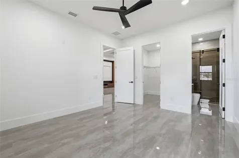 6802 E Creek Drive Tampa FL 33615