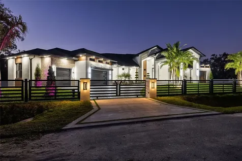 6802 E Creek Drive Tampa FL 33615
