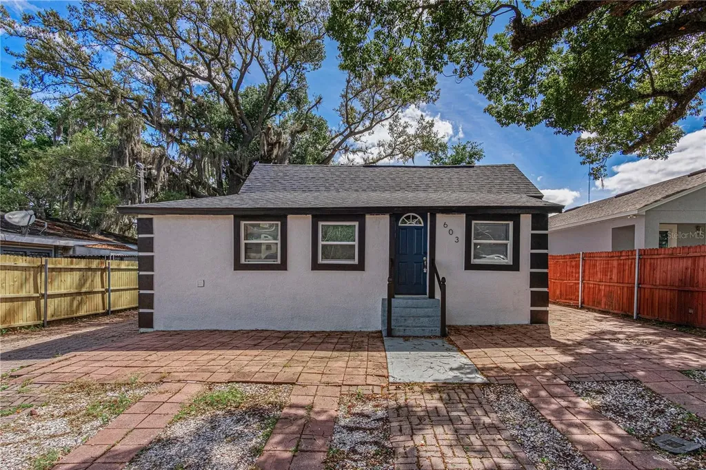 603 N 7th Street Haines City FL 33844
