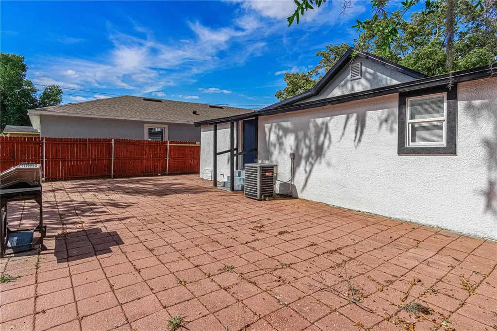 603 N 7th Street Haines City FL 33844