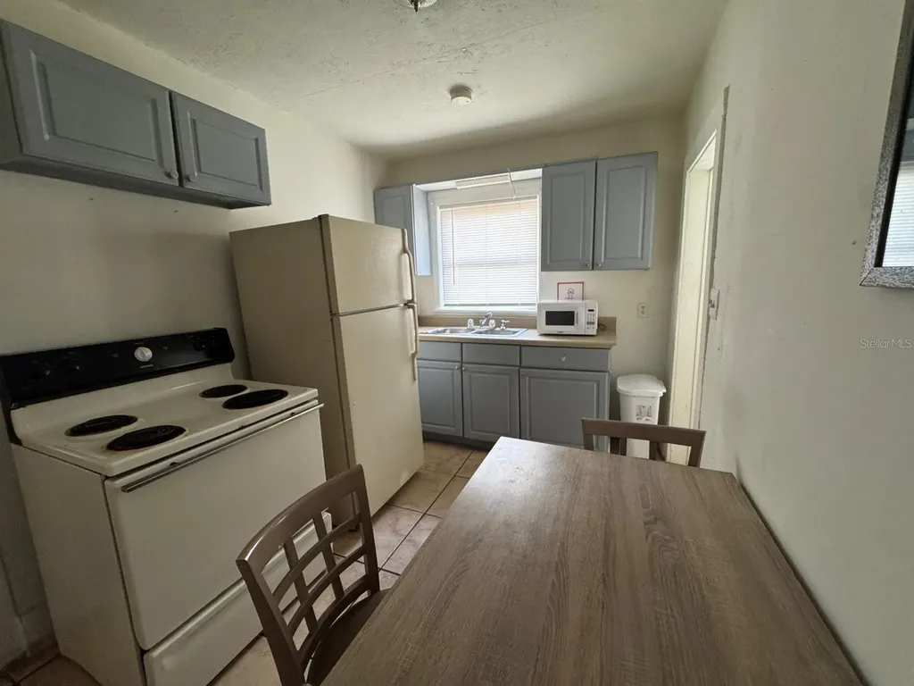 728 Columbia Street Orlando FL 32805
