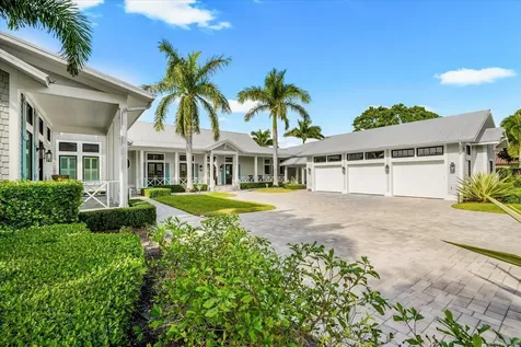 213 N 18th Street W Bradenton FL 34205