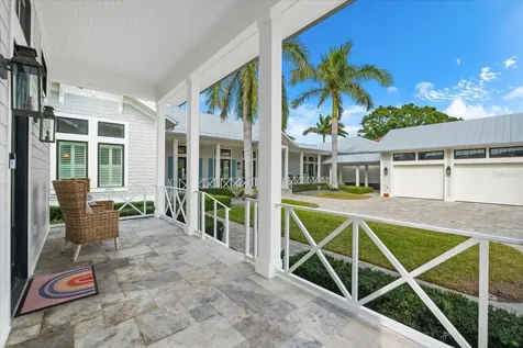 213 N 18th Street W Bradenton FL 34205