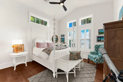 213 N 18th Street W Bradenton FL 34205