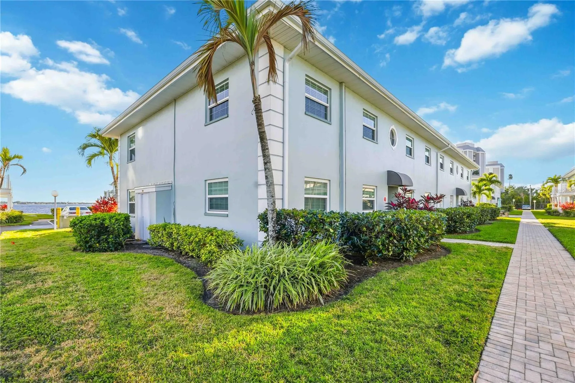3326 N Key Drive North Fort Myers FL 33903