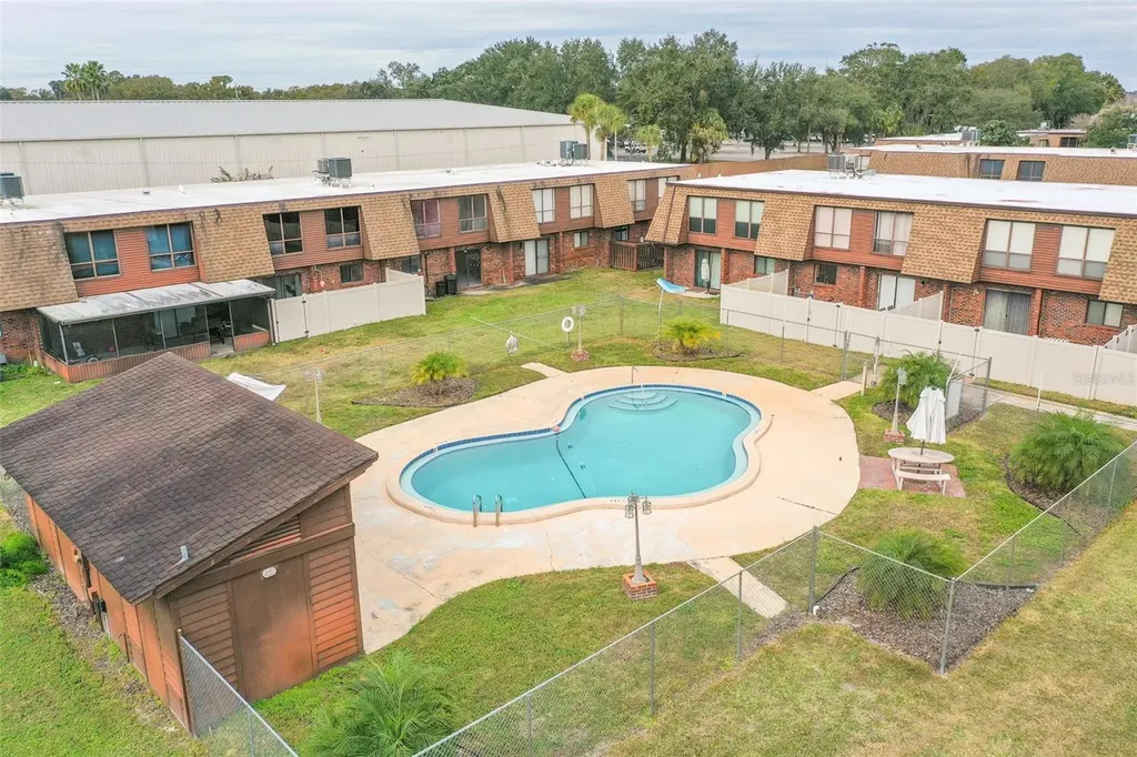 1836 N Crystal Lake Drive Lakeland FL 33801