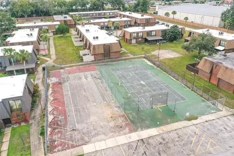 1836 N Crystal Lake Drive Lakeland FL 33801