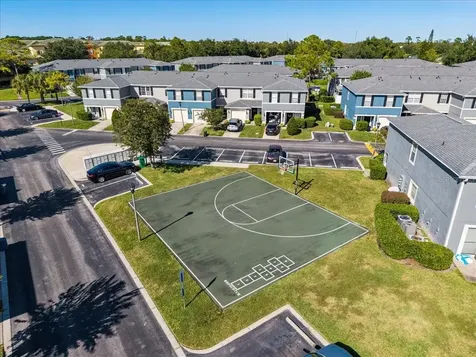 13054 Lexington Summit Street Orlando FL 32828