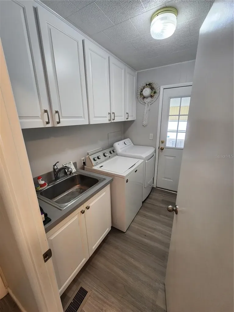 808 53rd Avenue E Bradenton FL 34203