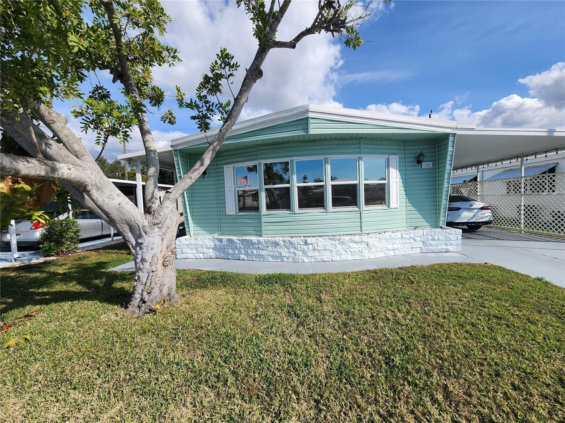 808 53rd Avenue E Bradenton FL 34203