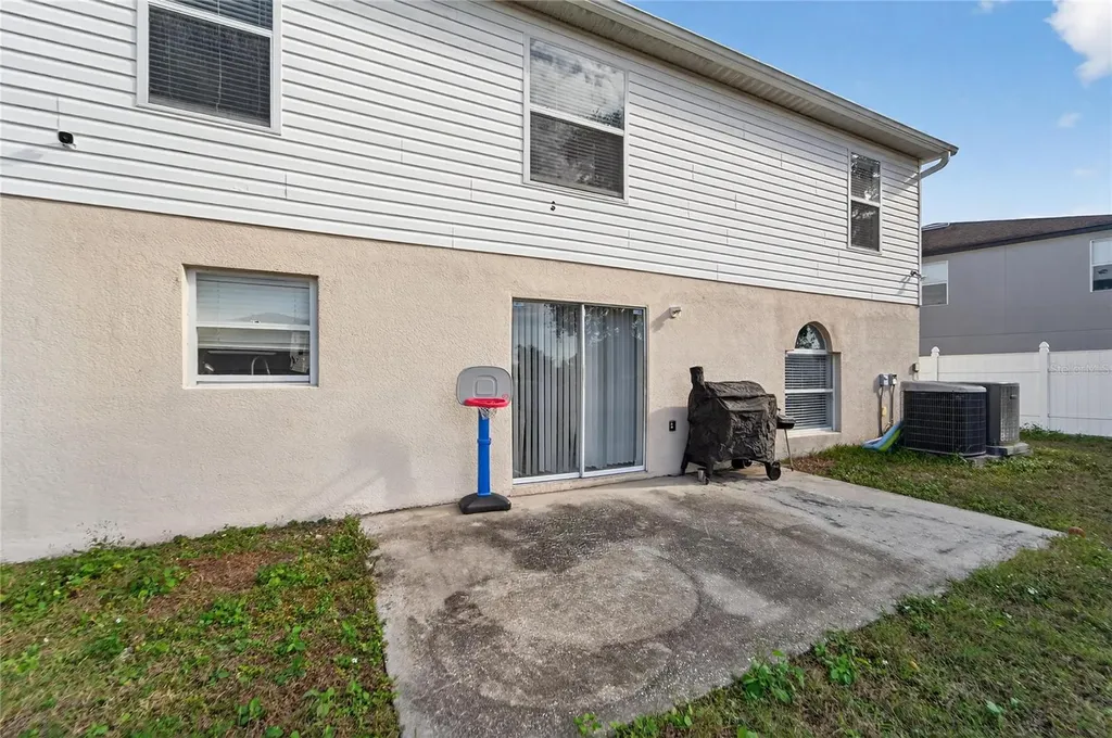 10325 Frog Pond Drive Riverview FL 33569