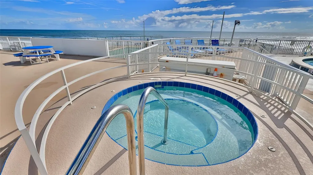 2625 S Atlantic Avenue Daytona Beach FL 32118