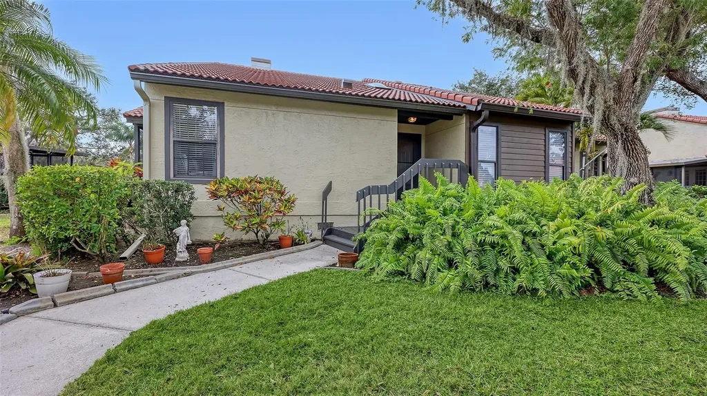 4382 Trails Drive Sarasota FL 34232