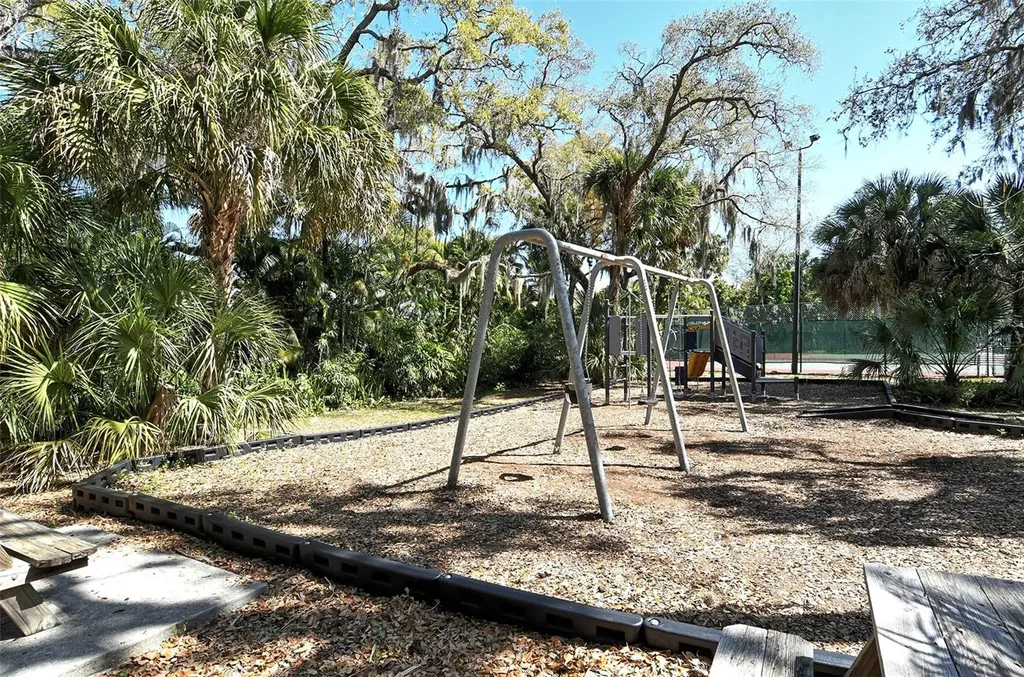 4382 Trails Drive Sarasota FL 34232