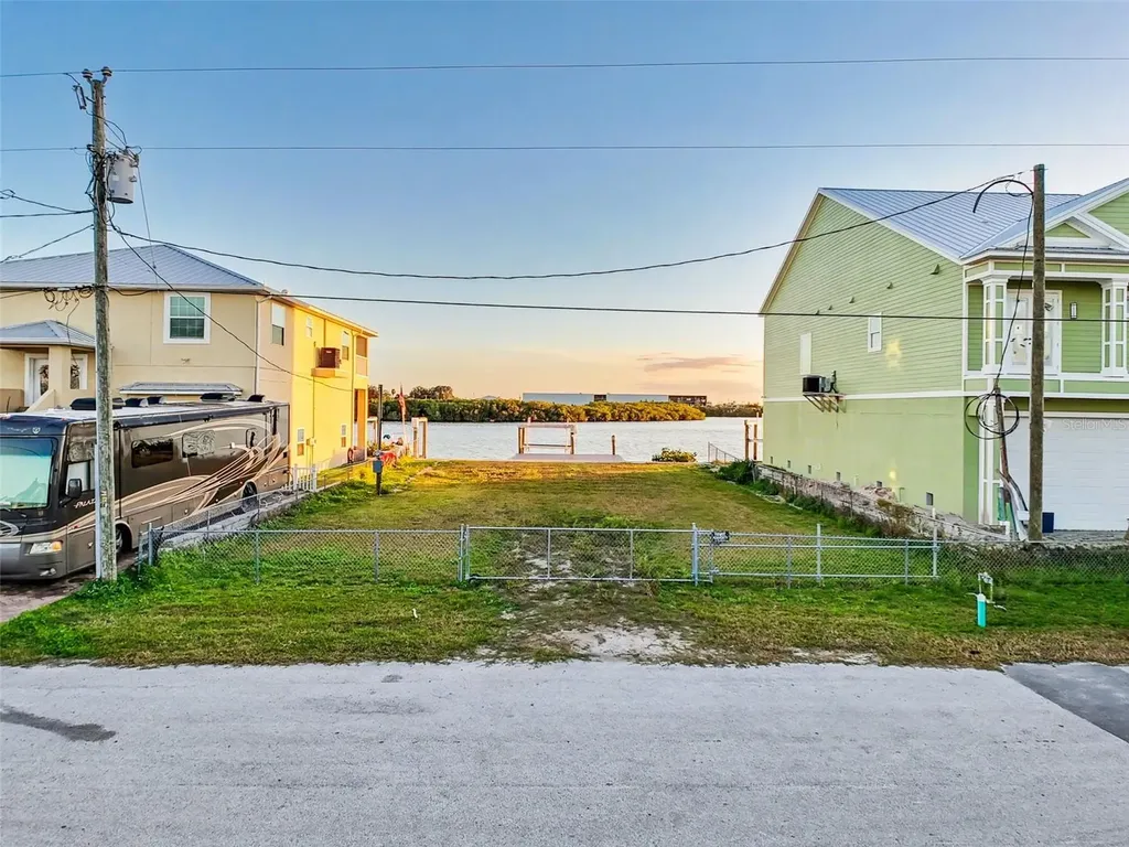 6522 Seaview Boulevard Hudson FL 34667