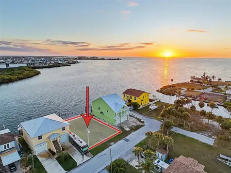 6522 Seaview Boulevard Hudson FL 34667