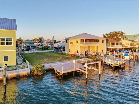 6522 Seaview Boulevard Hudson FL 34667