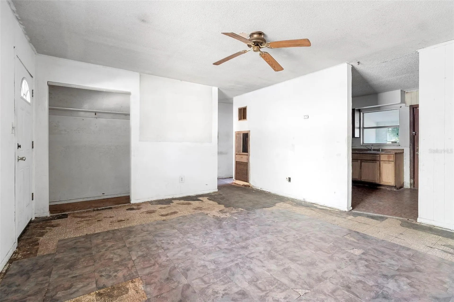 298 Nursery Street Oviedo FL 32765
