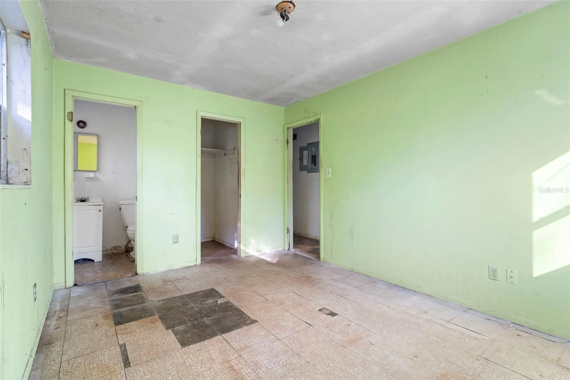 298 Nursery Street Oviedo FL 32765