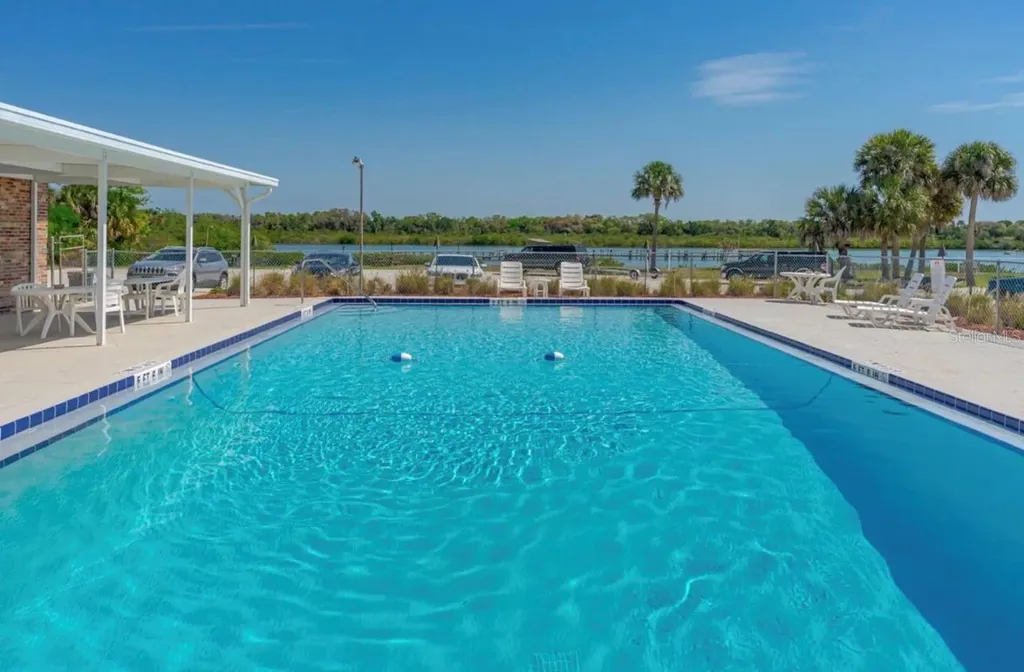 141 N 141 Indian River Edgewater FL 32141