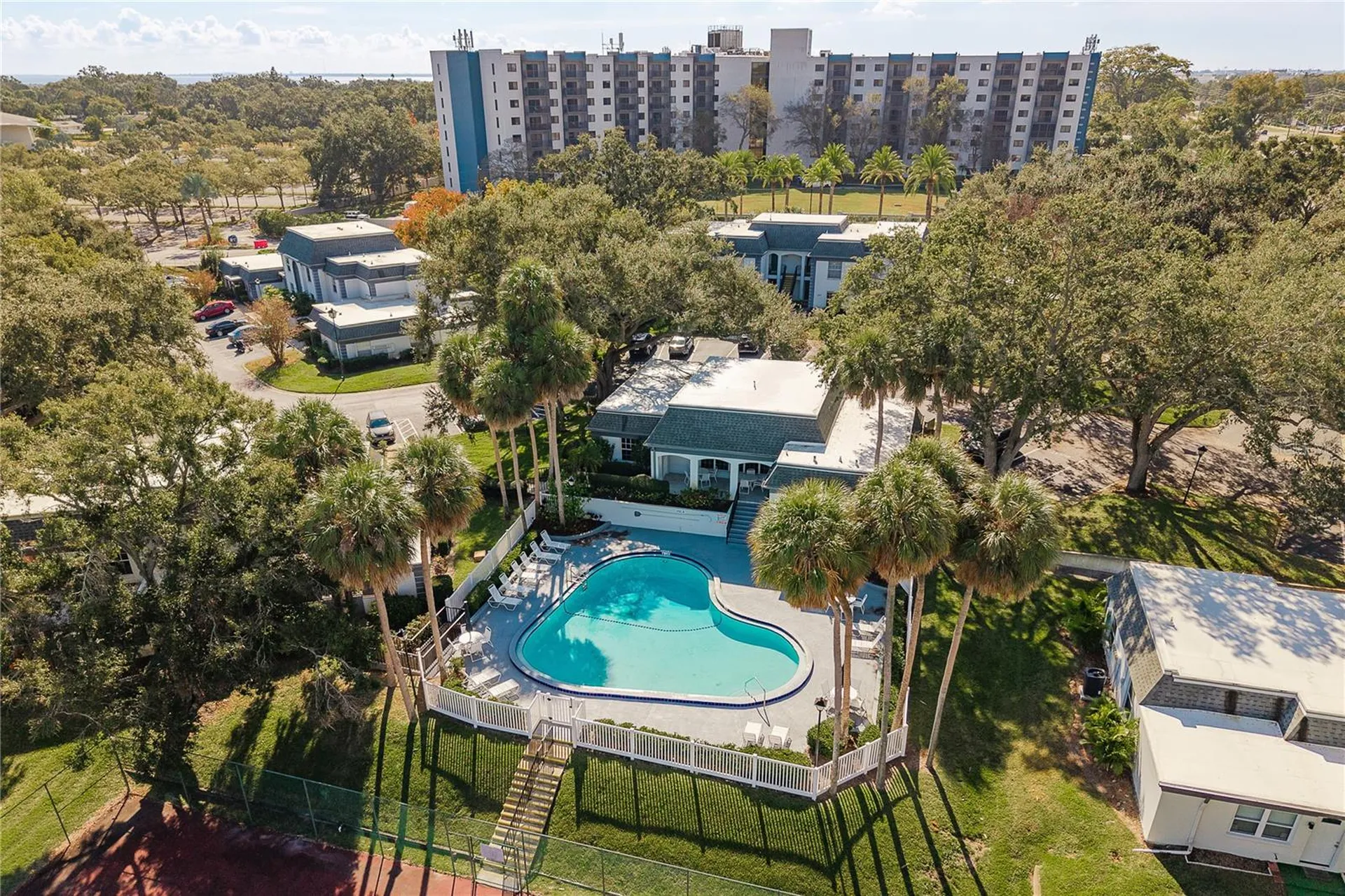 1381 N Mcmullen Booth Road Clearwater FL 33759