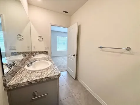 1232 Yellow Finch Drive Davenport FL 33837