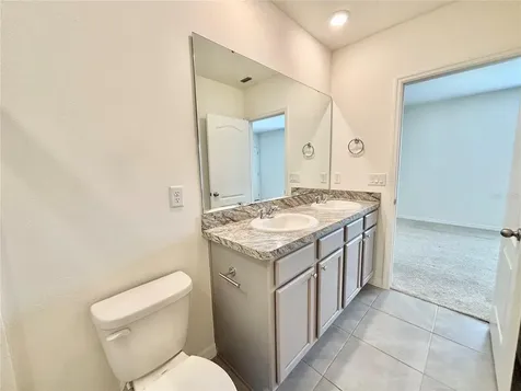 1232 Yellow Finch Drive Davenport FL 33837