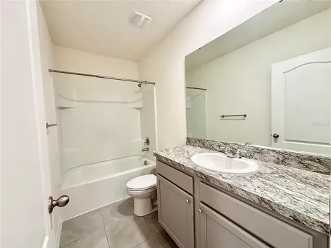 1232 Yellow Finch Drive Davenport FL 33837