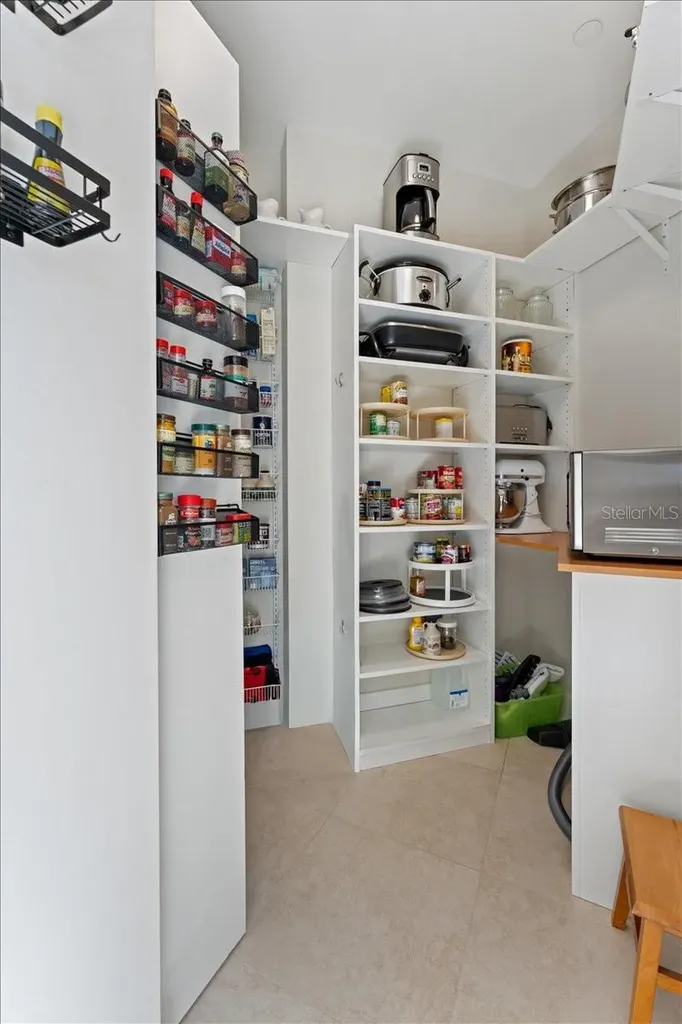 2708 N Beach Road Englewood FL 34223