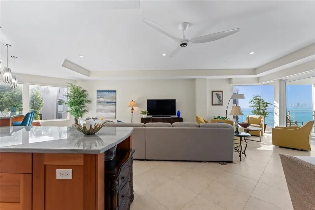 2708 N Beach Road Englewood FL 34223