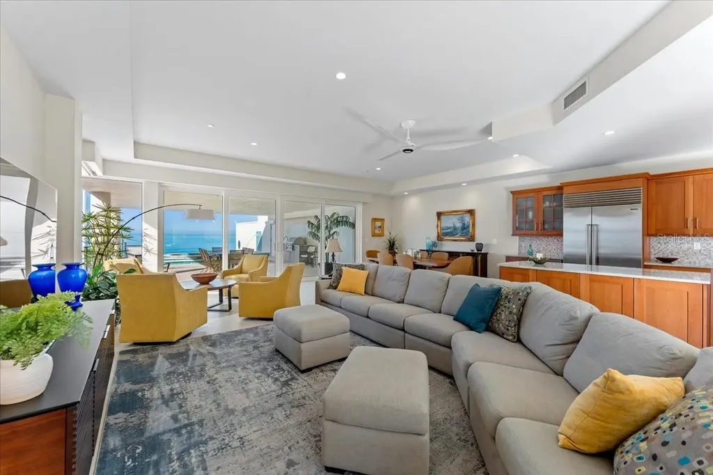 2708 N Beach Road Englewood FL 34223