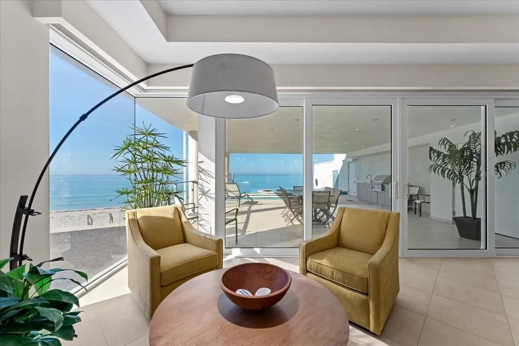 2708 N Beach Road Englewood FL 34223