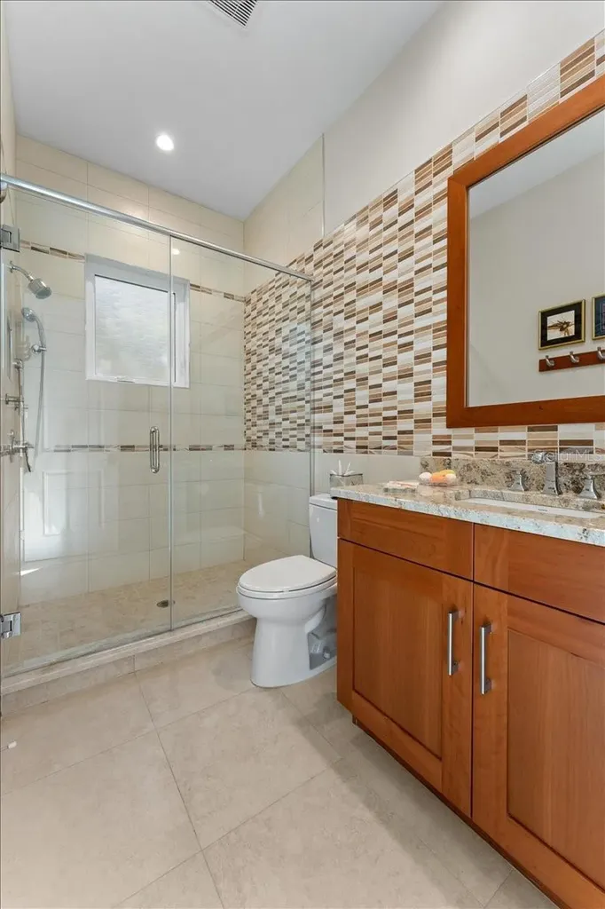 2708 N Beach Road Englewood FL 34223