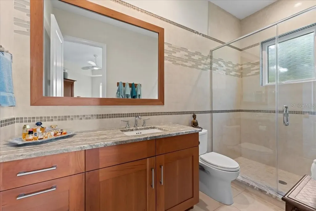 2708 N Beach Road Englewood FL 34223