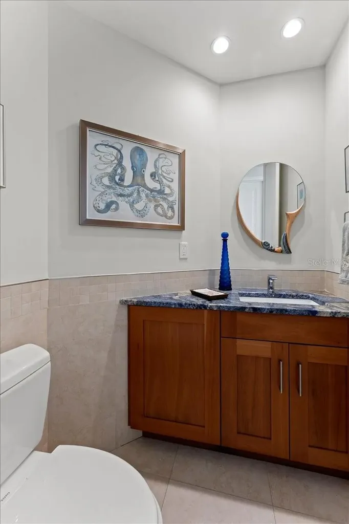 2708 N Beach Road Englewood FL 34223